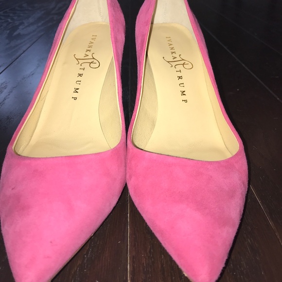 Pink Suede Pumps - Picture 3 of 4